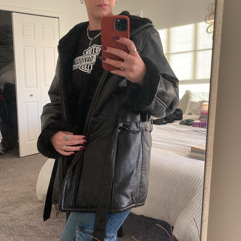 Fur & Leather coat - Picture 4 of 6